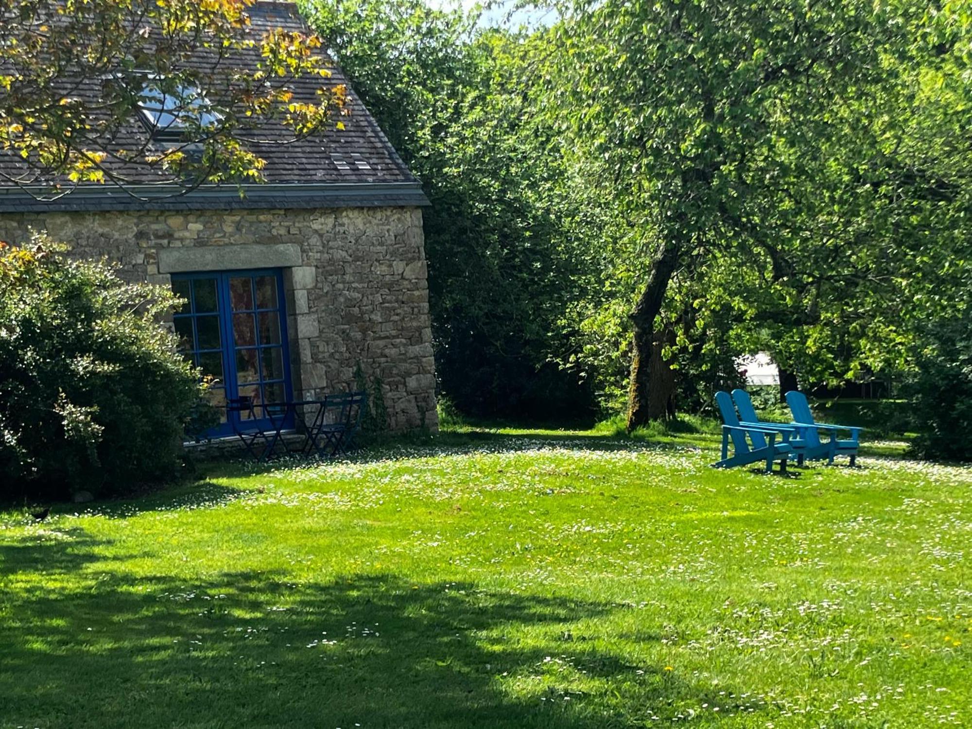 Ar Couette Bed & Breakfast Bono Bagian luar foto