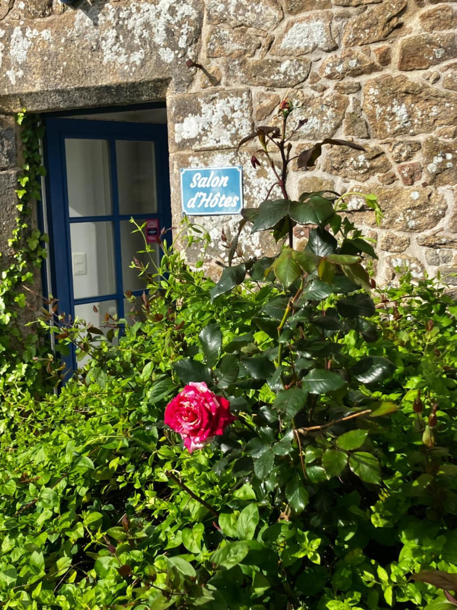 Ar Couette Bed & Breakfast Bono Bagian luar foto